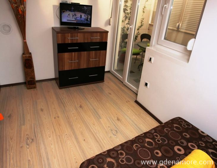 Obala 4 dvosjed na razvlačenje 